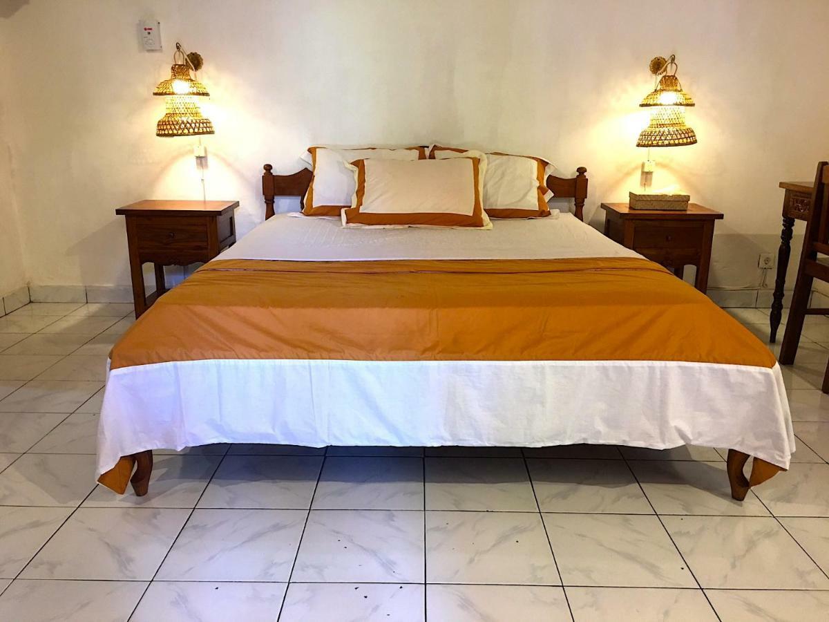 Lovina Palace מראה חיצוני תמונה