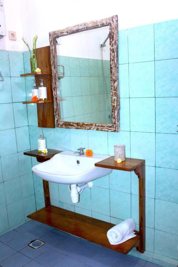 Lovina Palace מראה חיצוני תמונה